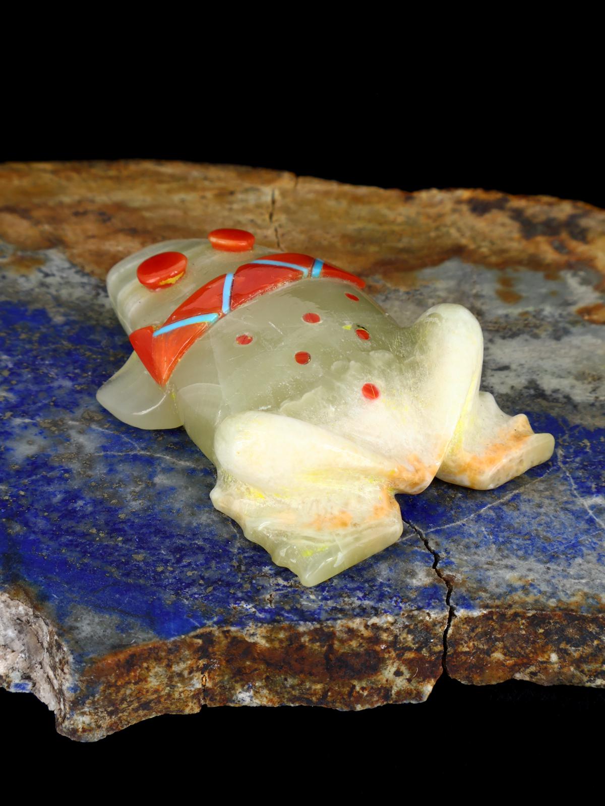 Onyx Frog Zuni Fetish