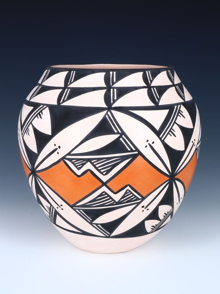 Acoma Pueblo Hand Coiled Pottery - PuebloDirect.com