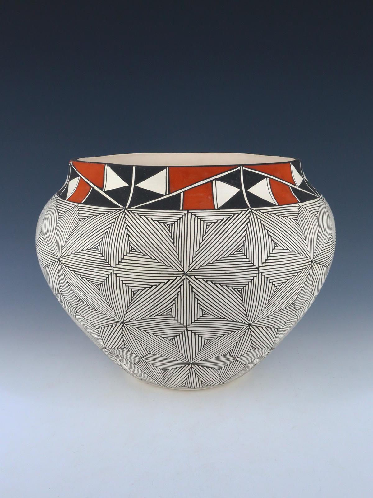 Acoma Pueblo Fine Line Design Pottery Vase - PuebloDirect.com
