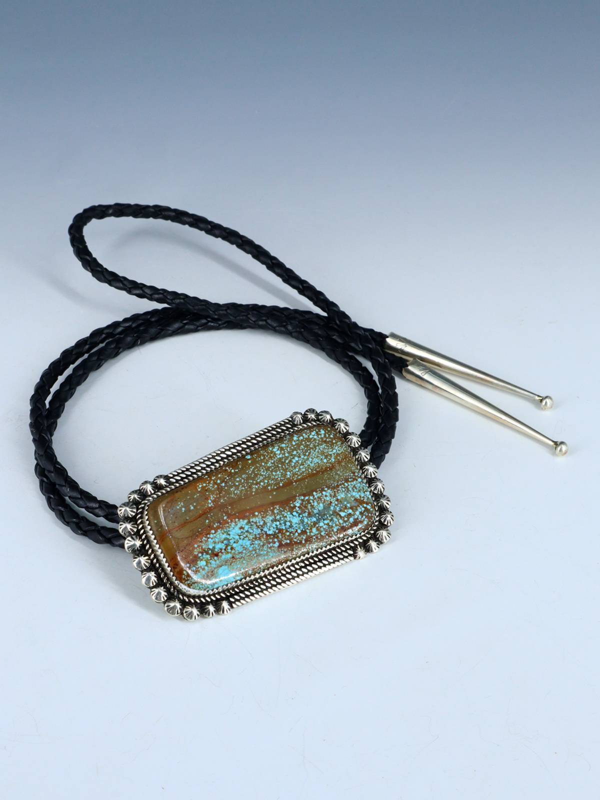 Cravate bolo amérindienne en argent sterling Golden Hill Turquoise