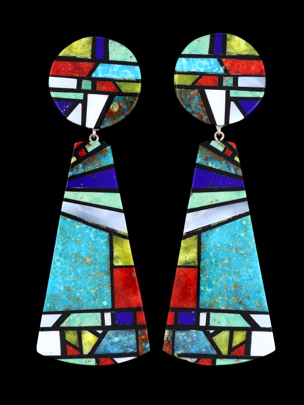 Pendientes colgantes con mosaico y poste con incrustaciones de Santo Domingo