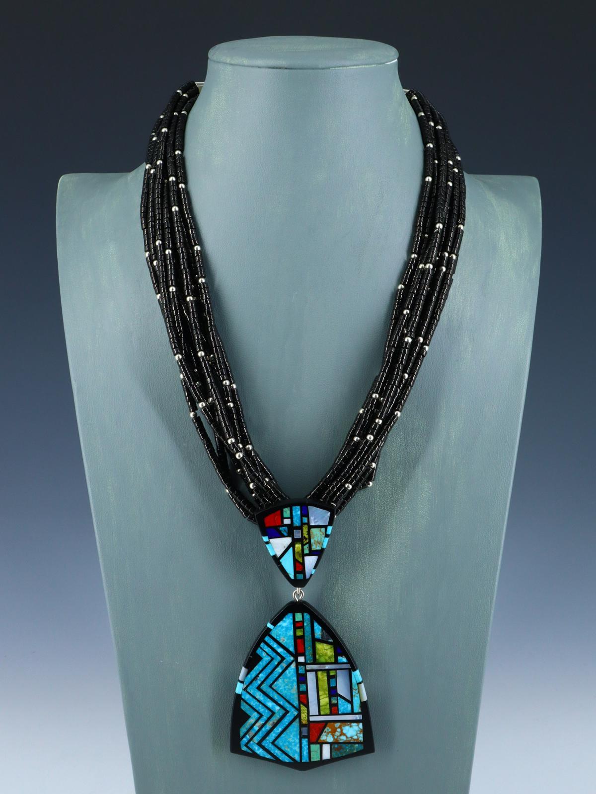 Collar turquesa con incrustaciones de mosaico de Santo Domingo nativo americano