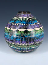 Navajo Etched Bear Painted Horsehair Pottery - PuebloDirect.com