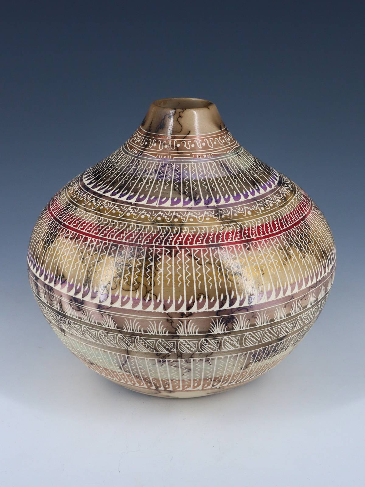Navajo Etched Horsehair Pottery Vase - PuebloDirect.com