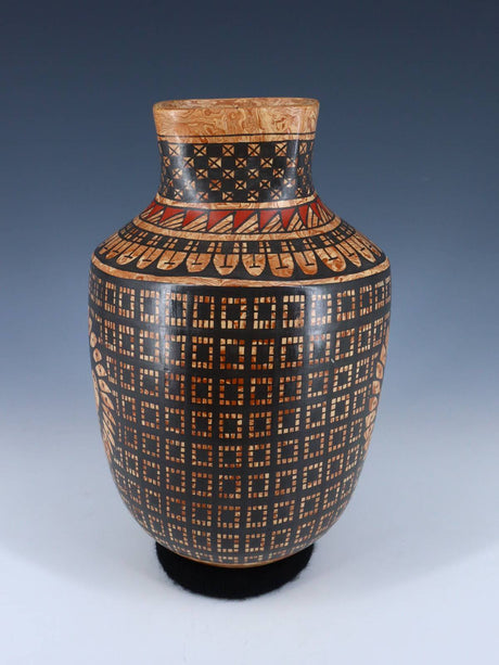 Mata Ortiz Hand Coiled Mezcla Clay Pottery Vase - PuebloDirect.com