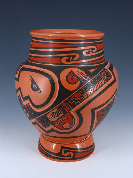 Mata Ortiz Hand Coiled Carved Pottery Olla - PuebloDirect.com