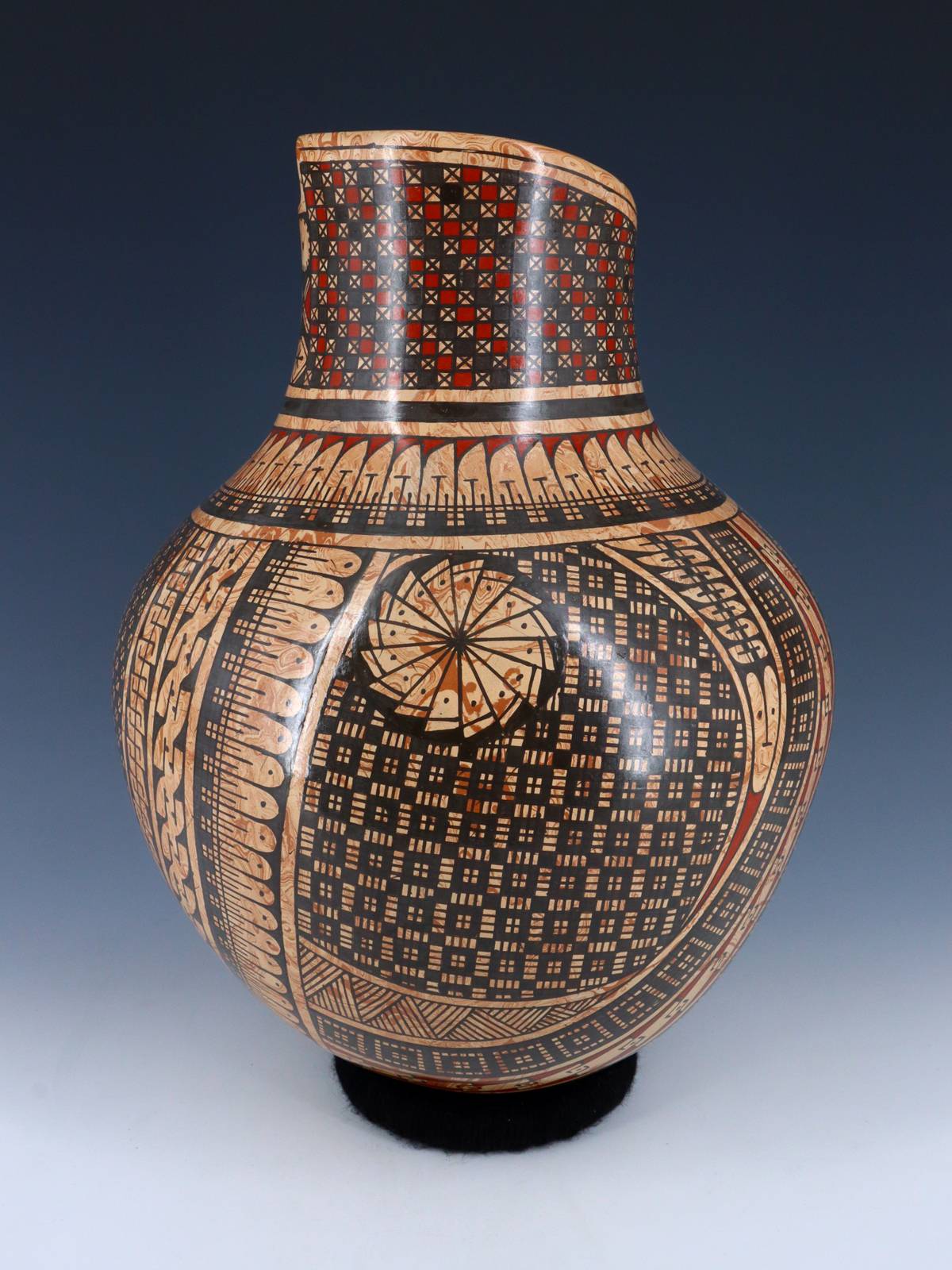 Large Mata Ortiz Hand Coiled Mezcla Clay Pottery Vase - PuebloDirect.com