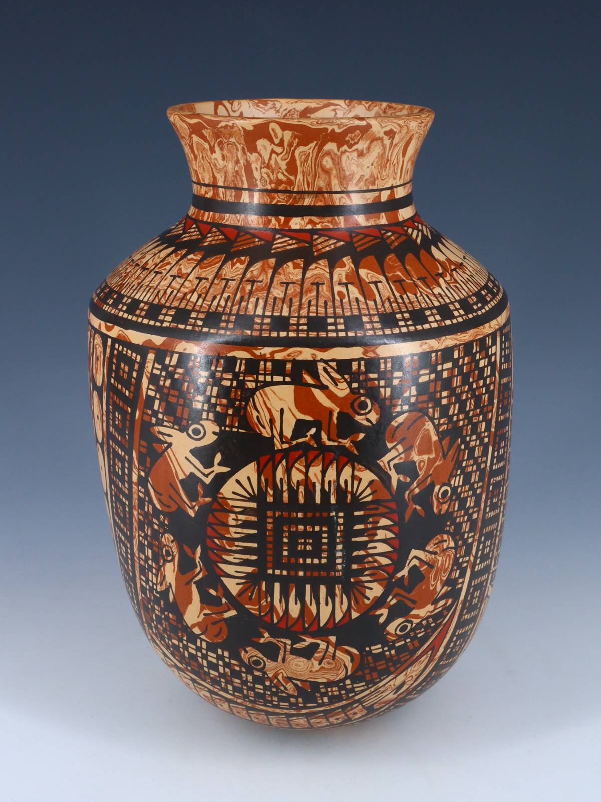 Mata Ortiz Hand Coiled Mezcla Clay Pottery Vase - PuebloDirect.com