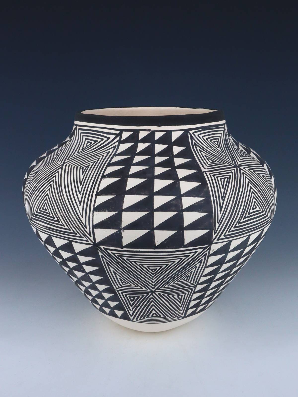 Acoma Pueblo Hand Coiled Pottery - PuebloDirect.com