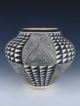 Acoma Pueblo Hand Coiled Pottery - PuebloDirect.com