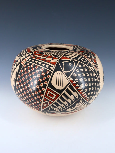 Mata Ortiz Hand Coiled Painted Gecko Pottery Seed Pot