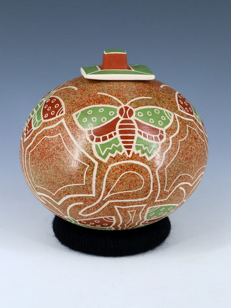 Mata Ortiz Etched Bird Pottery Vase w/Lid - PuebloDirect.com