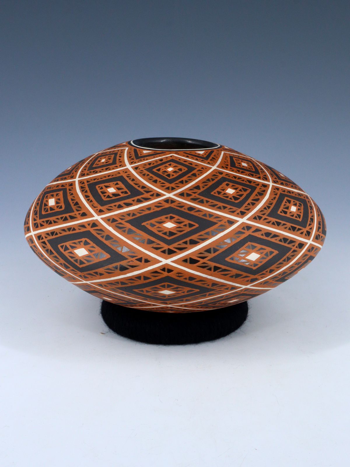 Mata Ortiz Hand Made Geometric Design Pottery - PuebloDirect.com