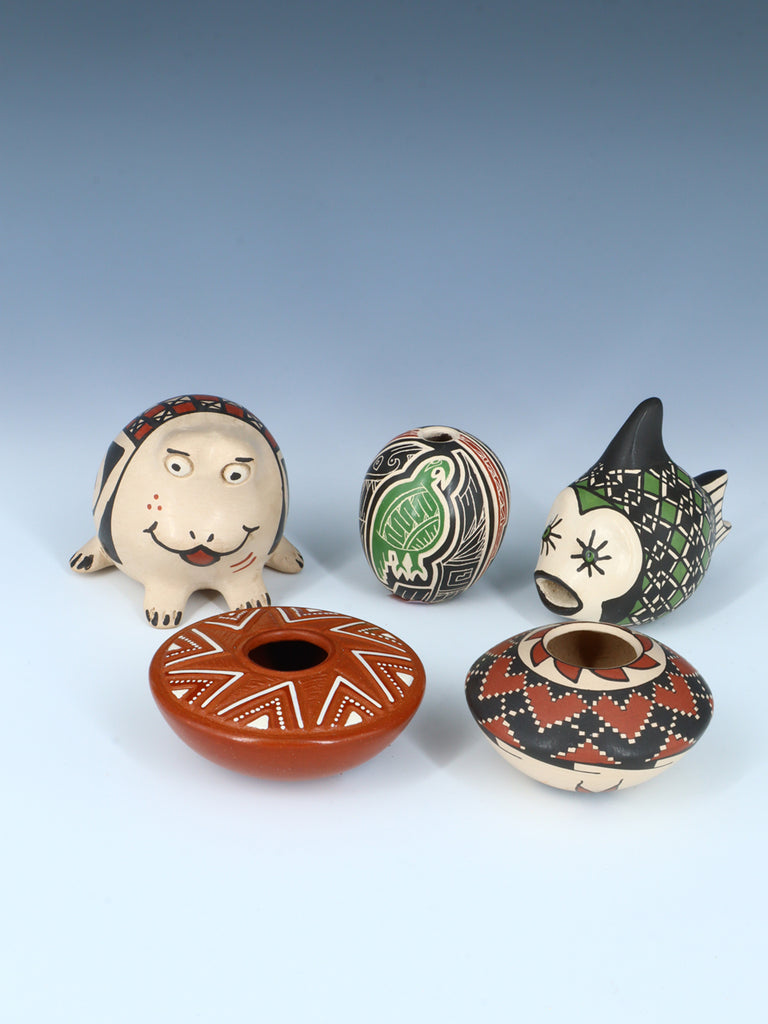 Mata Ortiz Hand Coiled Pottery Miniature Set - PuebloDirect.com