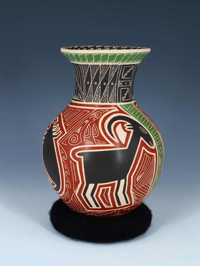 Mata Ortiz Hand Coiled Etched Pottery Vase - PuebloDirect.com