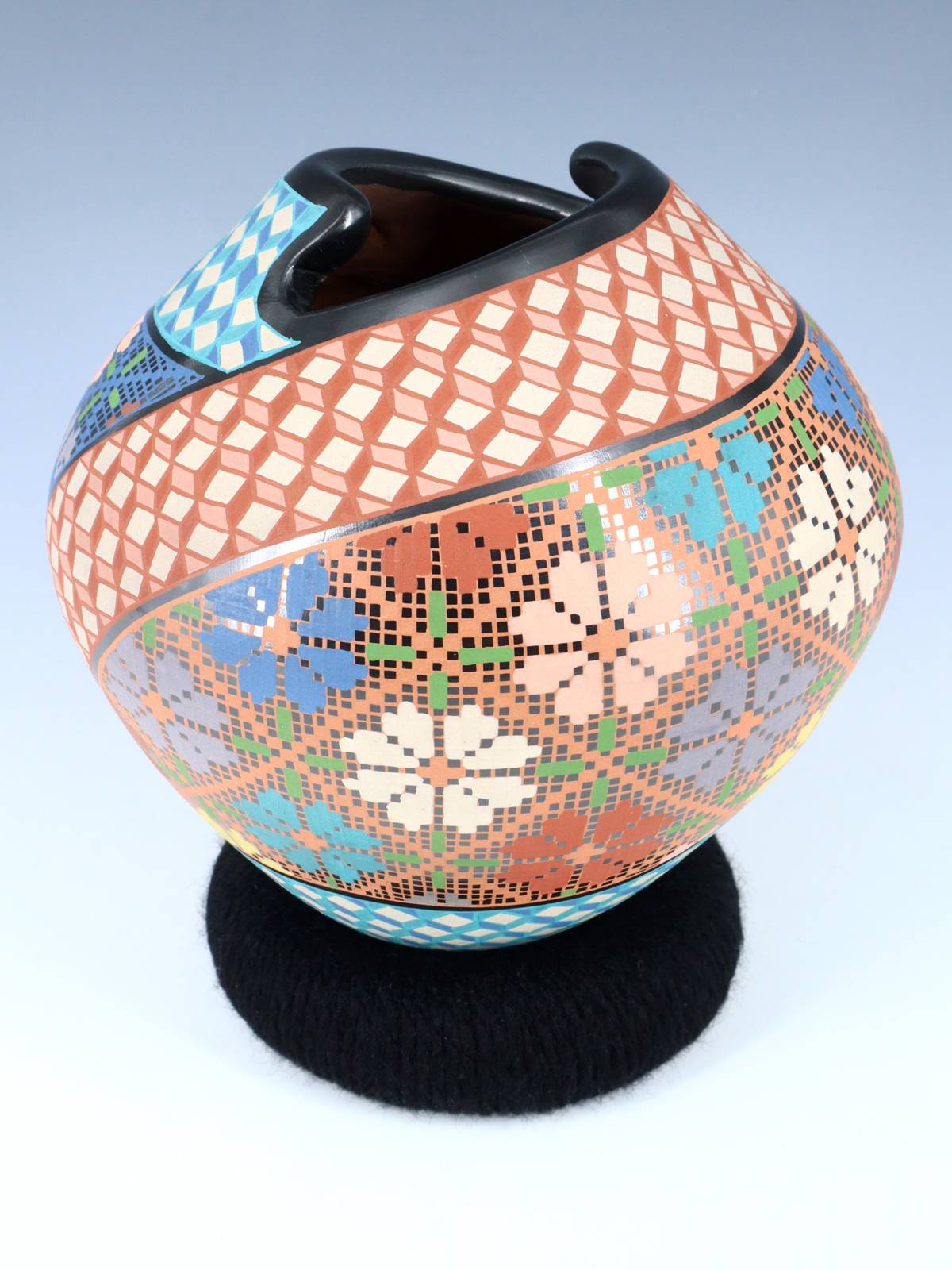 Mata Ortiz Hand Coiled and Painted Pottery