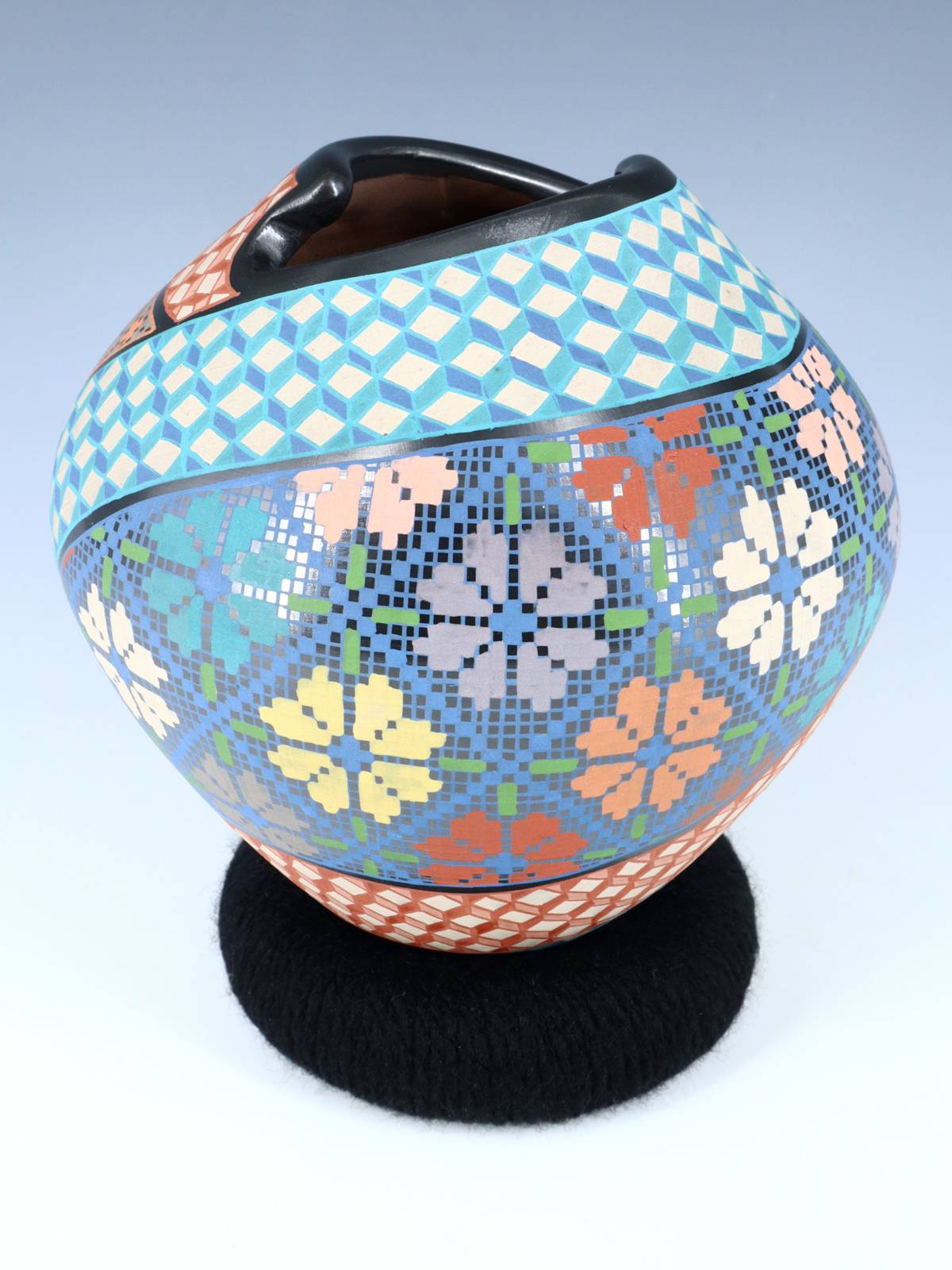 Mata Ortiz Hand Coiled and Painted Pottery