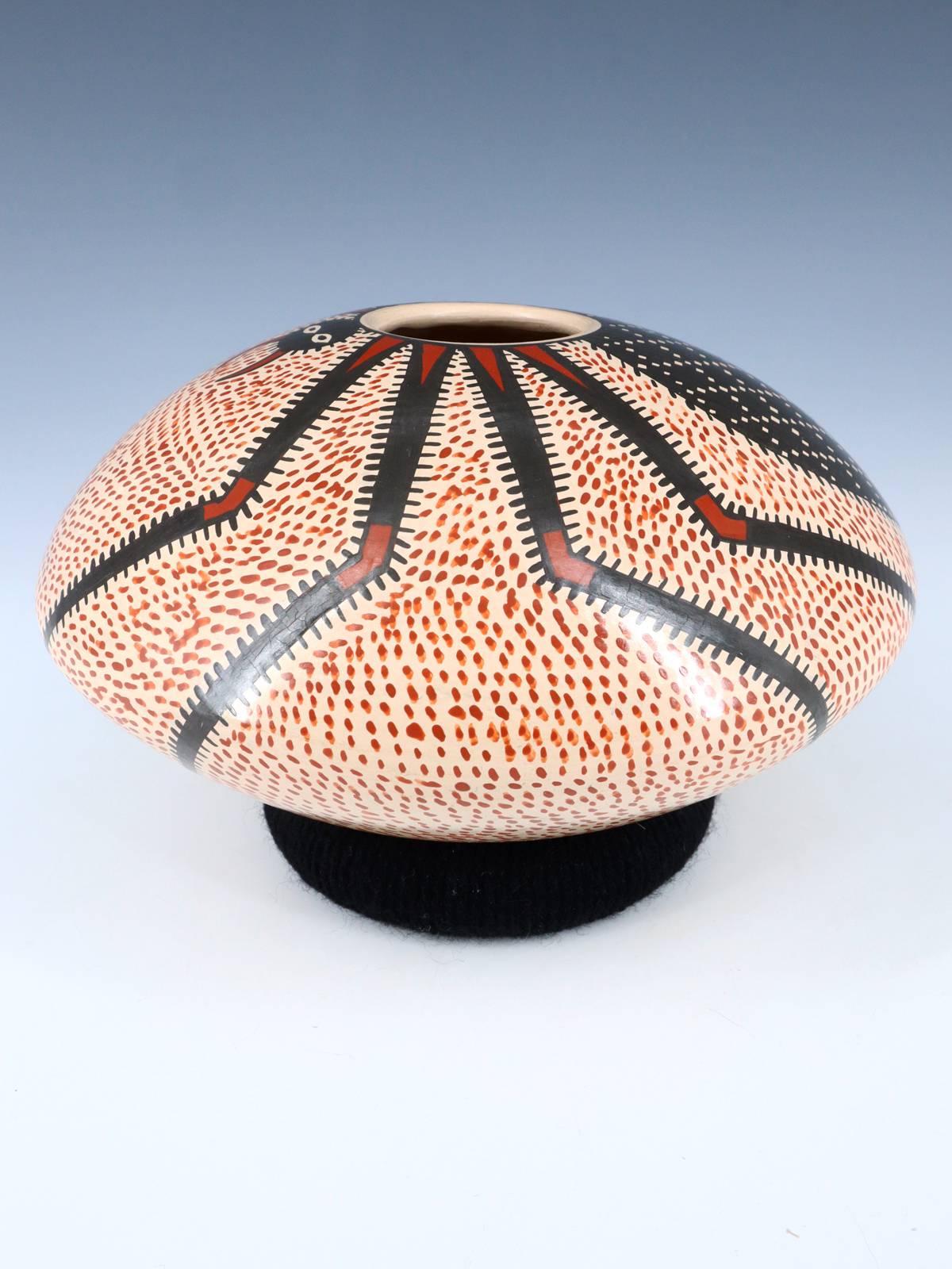 Mata Ortiz Paquime Pottery Spider Seed Pot