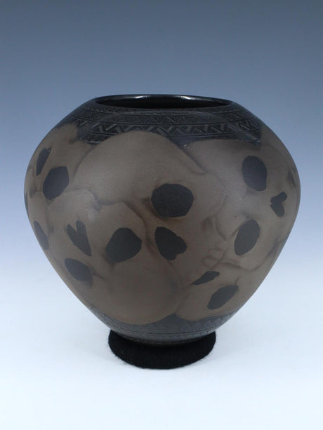 Mata Ortiz Hand Coiled and Etched Skull Pottery - PuebloDirect.com