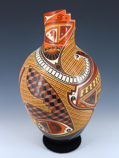 Mata Ortiz Hand Coiled and Painted Paquime Pottery - PuebloDirect.com