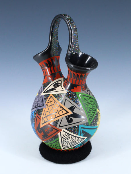 Mata Ortiz Hand Coiled and Painted Pottery - PuebloDirect.com