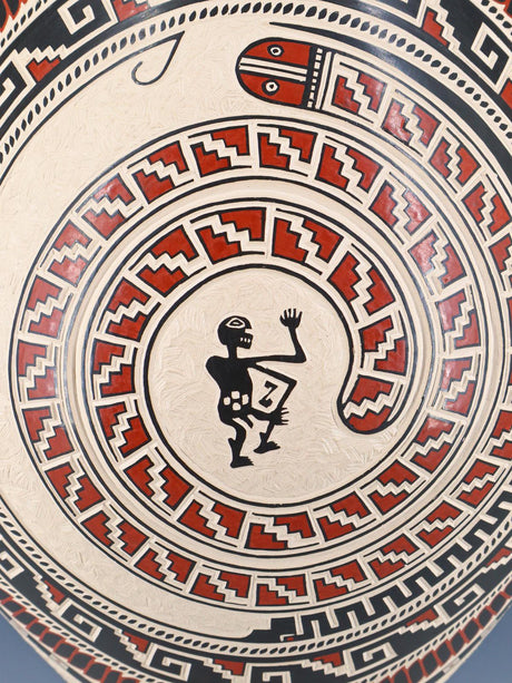 Mata Ortiz Hand Coiled Etched Pottery Vase With Stand