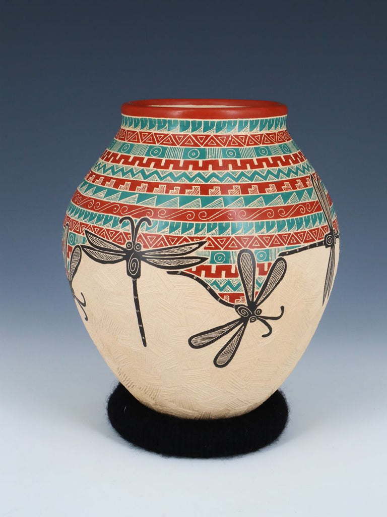 Mata Ortiz Hand Coiled Etched Dragonfly Pottery - PuebloDirect.com