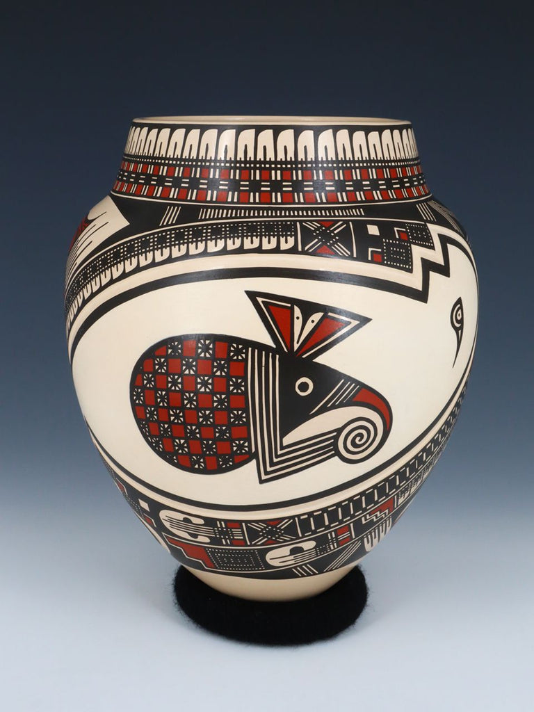 Mata Ortiz Hand Coiled Pottery Olla - PuebloDirect.com