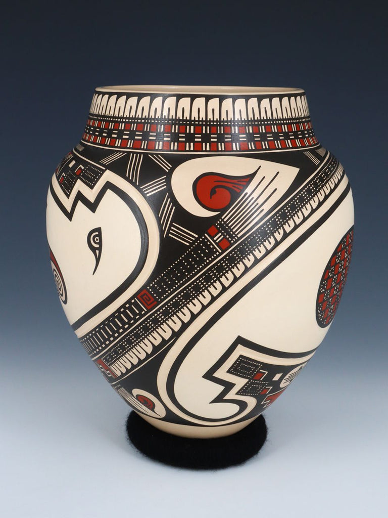 Mata Ortiz Hand Coiled Pottery Olla - PuebloDirect.com