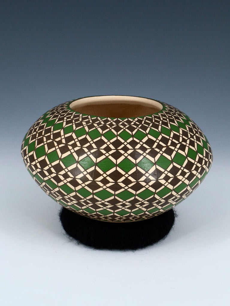 Mata Ortiz Hand Coiled Painted Pottery - PuebloDirect.com
