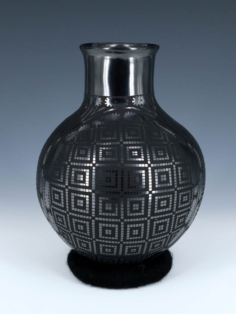 Mata Ortiz Hand Coiled Black Pottery Vase - PuebloDirect.com