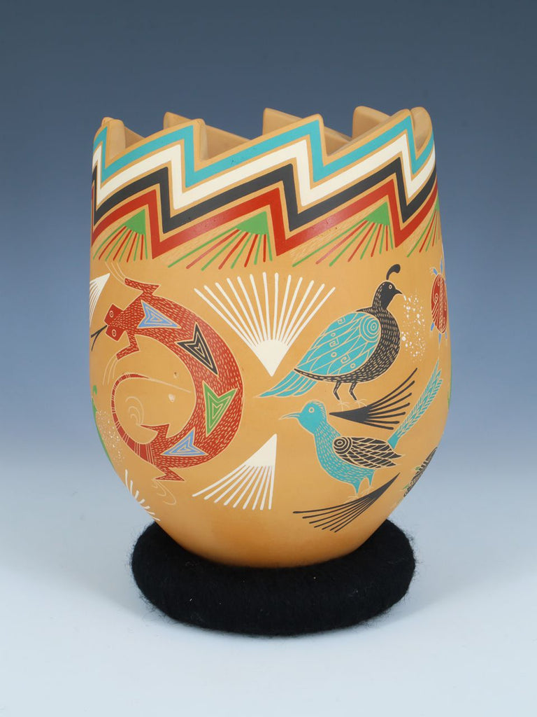 Mata Ortiz Hand Coiled Etched Wildlife Pottery - PuebloDirect.com