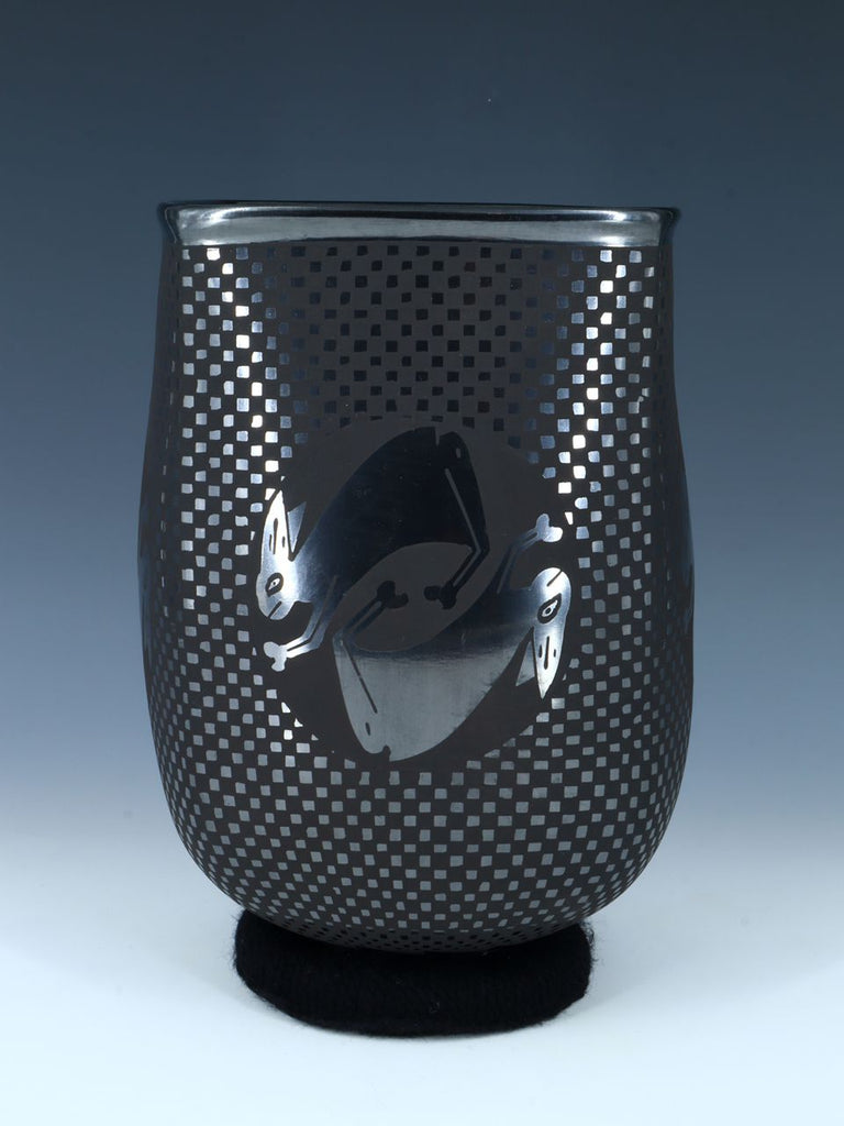 Mata Ortiz Hand Coiled Black Pottery Vase - PuebloDirect.com