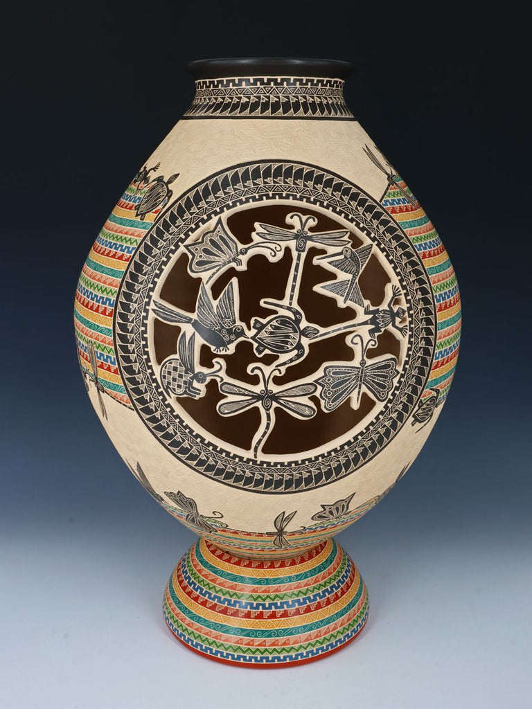Mata Ortiz Hand Coiled Carved Wildlife Pottery - PuebloDirect.com