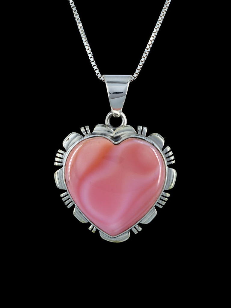 Native American Jewelry Pink Conch Heart Pendant - PuebloDirect.com