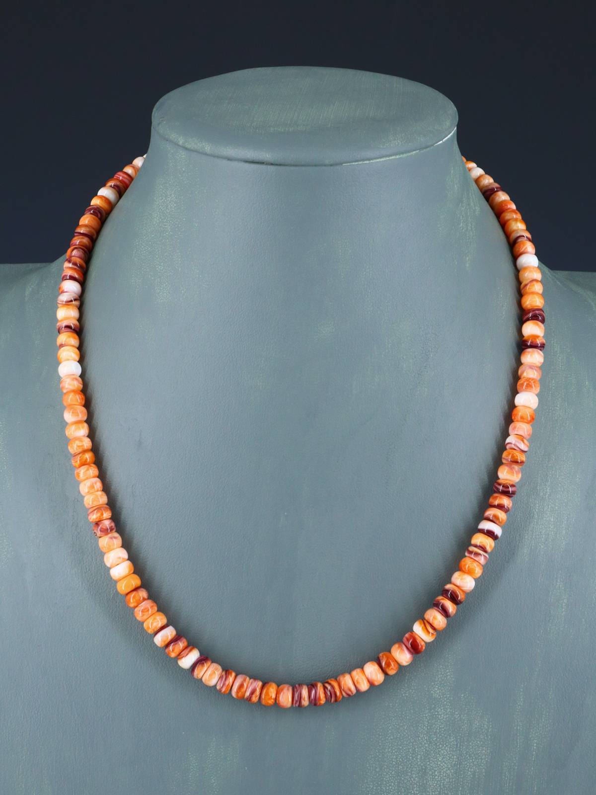 18" Navajo Single Strand Spiny Oyster Necklace - PuebloDirect.com