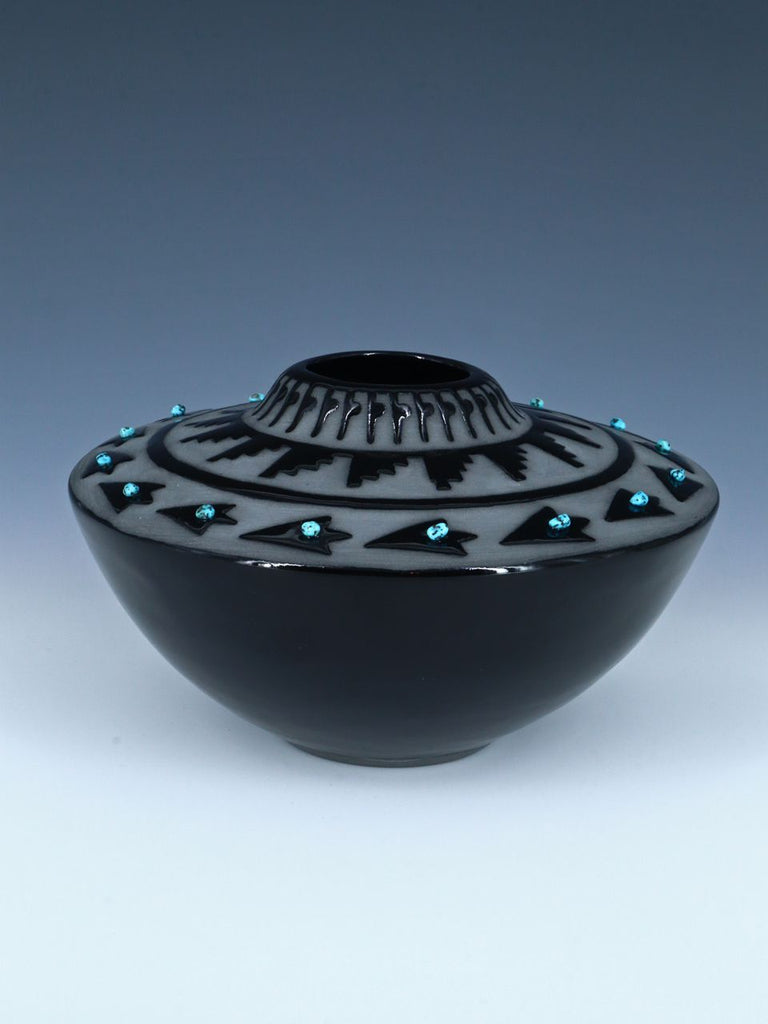 San Juan Pueblo Black Pottery - PuebloDirect.com