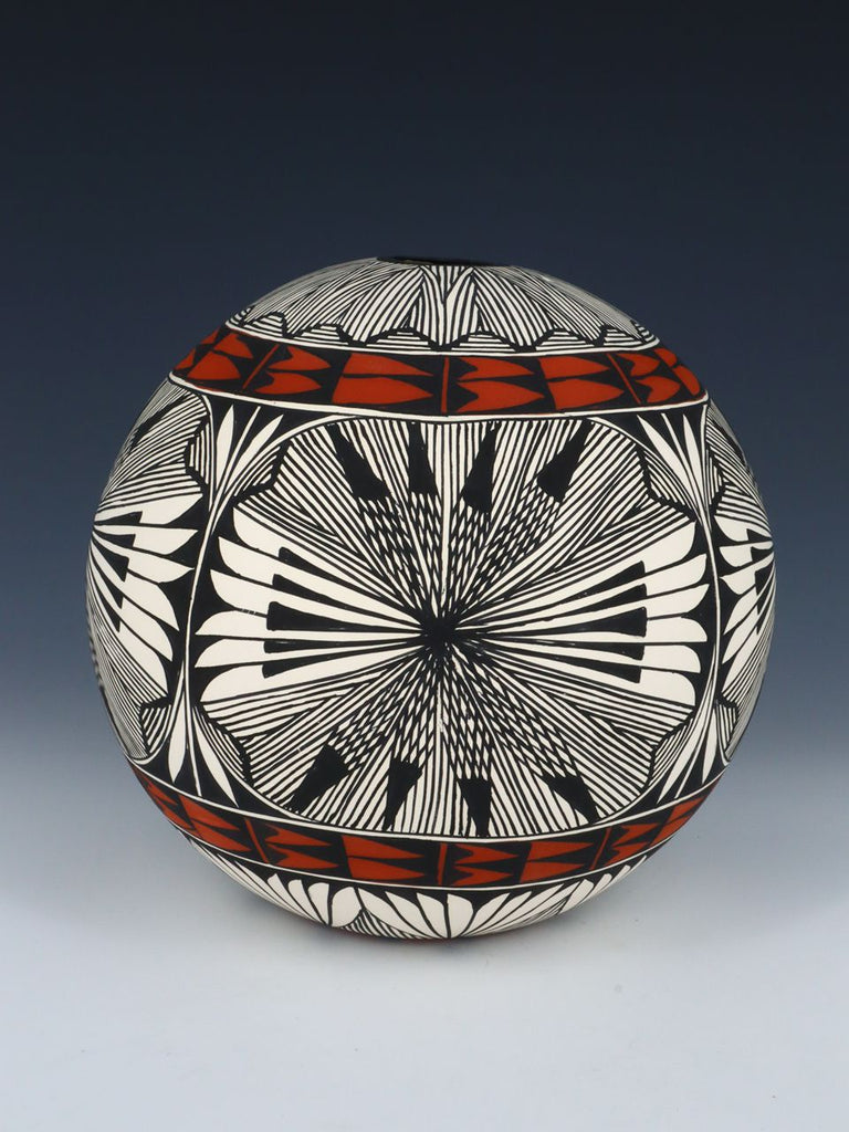 Acoma Pueblo Black and White Fine Line Pottery Seed Pot - PuebloDirect.com