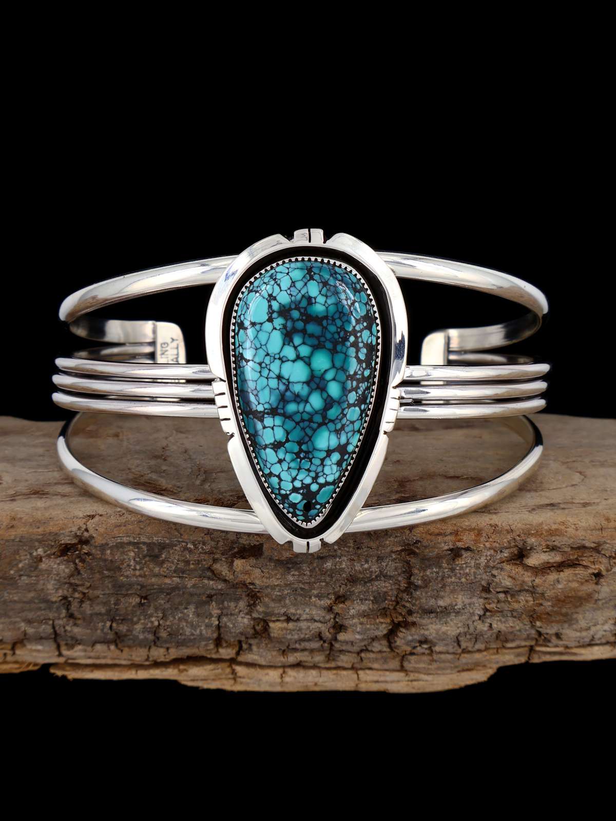 Pulsera de puño turquesa Tyrone de joyería nativa americana