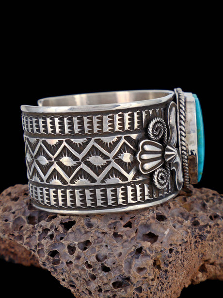 Native American Jewelry Kingman Turquoise Heart Bracelet
