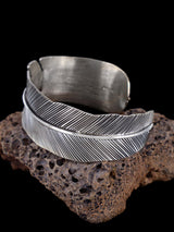 Bracelet manchette plume en argent sterling Navajo