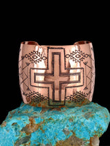 Bracelet manchette conteur Pueblo en argent sterling Navajo