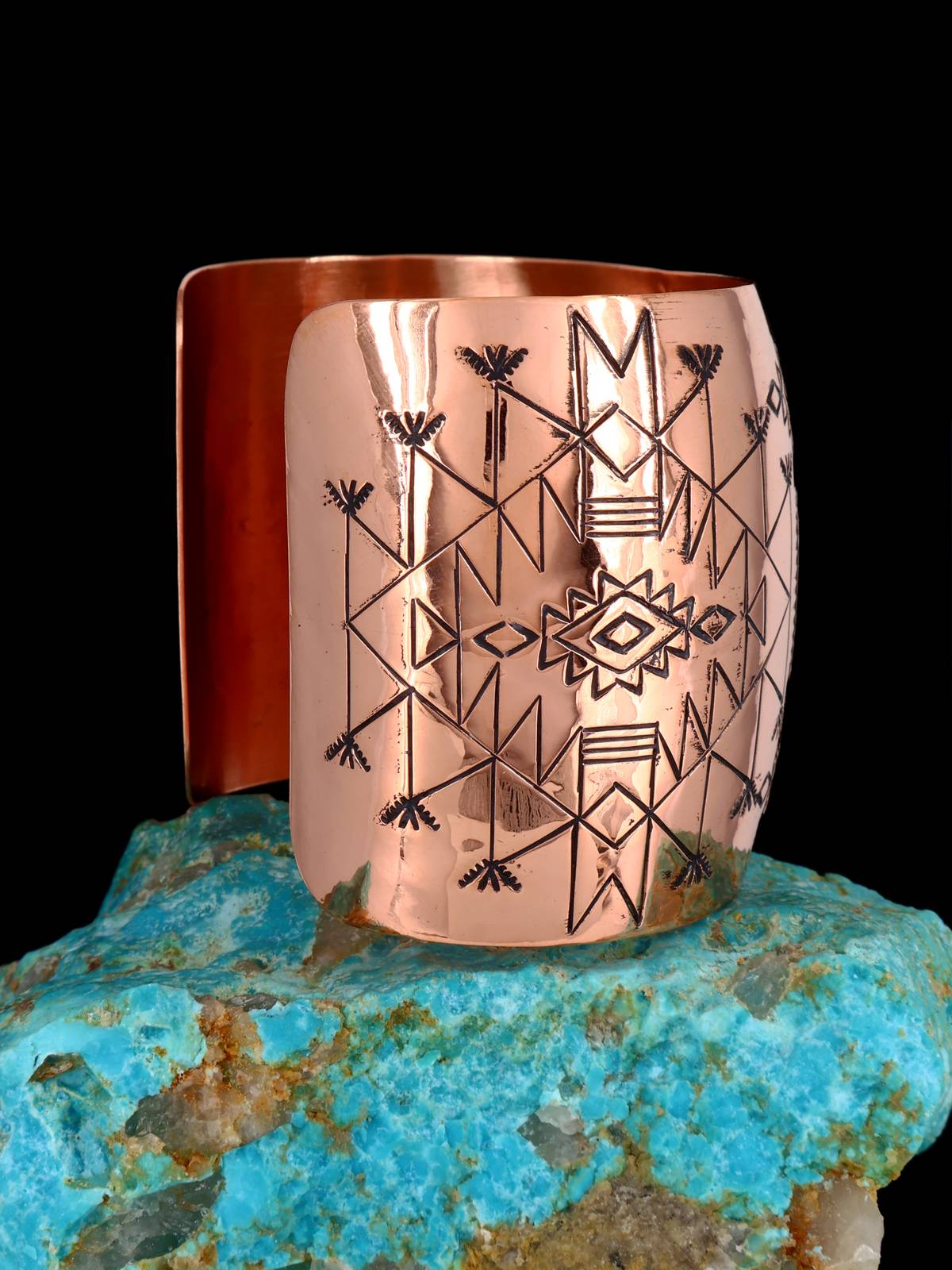 Bracelet manchette conteur Pueblo en argent sterling Navajo