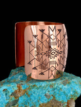 Bracelet manchette conteur Pueblo en argent sterling Navajo