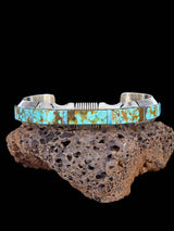 Brazalete con incrustaciones de adoquines turquesa indio nativo americano