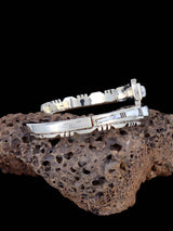 Pulsera con incrustaciones de turquesa de joyería nativa americana
