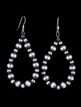 Pendientes colgantes de cuentas de plata de ley y caracola rosa navajo