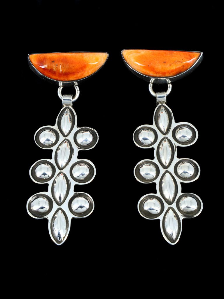 Navajo Sterling Silver Spiny Oyster Earrings - PuebloDirect.com