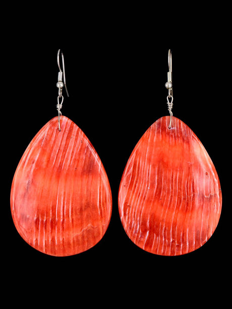 Large Santo Domingo Spiny Oyster Shell Dangle Earrings - PuebloDirect.com