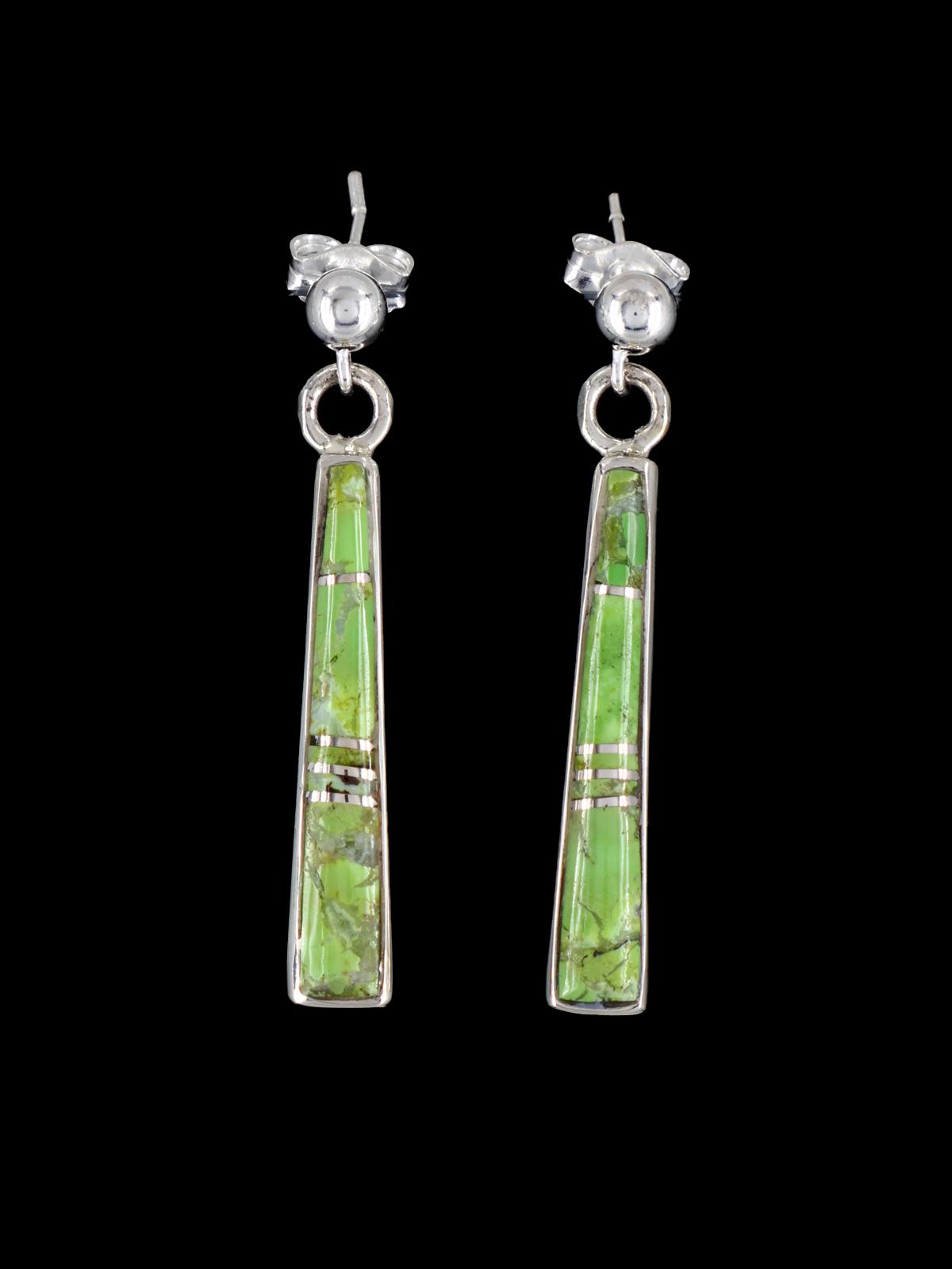 Boucles d'oreilles incrustées de pavés en argent sterling turquoise